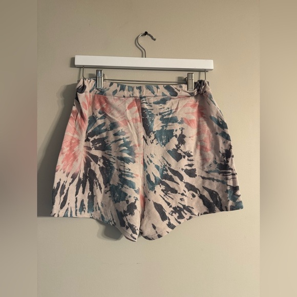 BiBi Pink Short Sleeve Tie Front Set - Picture 12 of 13